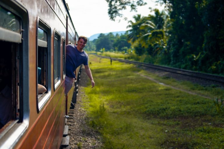 9 Reasons to Visit Sri Lanka This Year (2023 Guide)