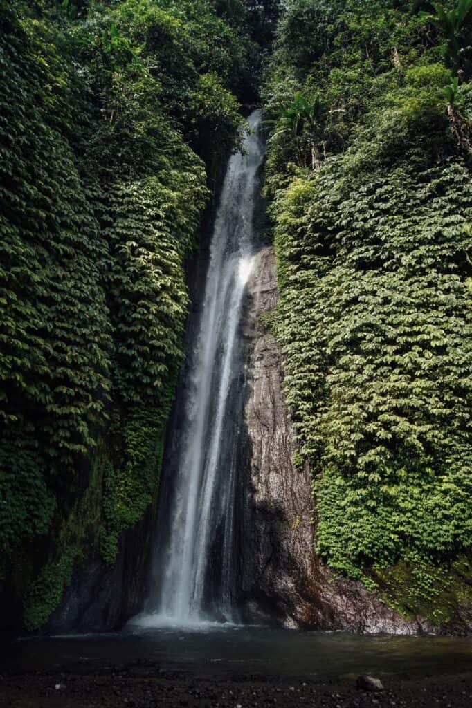munduk waterfall
