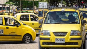 taxis in medellin